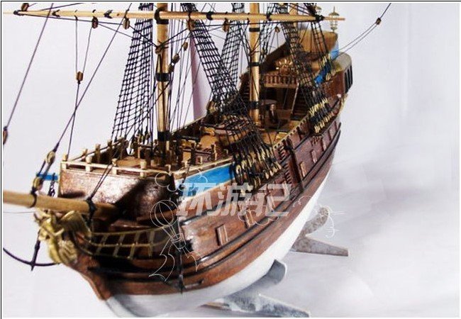 Pirates of the Caribbean Black Pearl Toy Ship