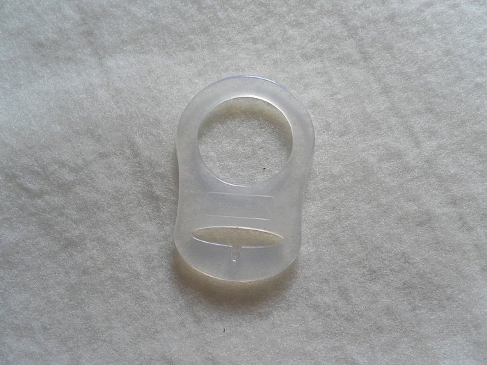 (wholesale) Free shipping, 300pcs Silicone Pacifier Ring, Adapter Ring, MAM ring + various color