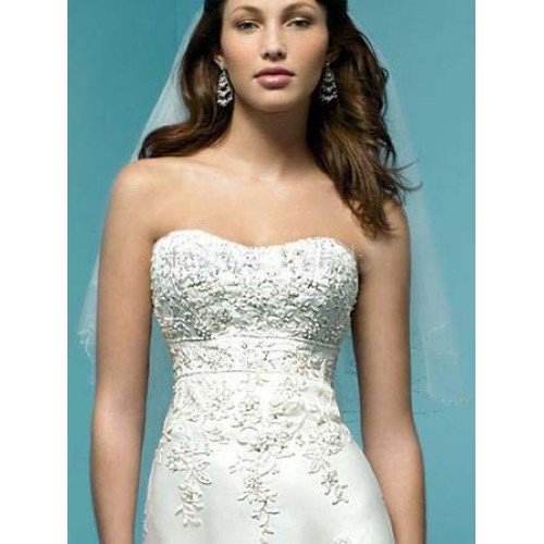 tea length wedding dress with sleeves. Length: Tea length