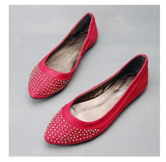 Wholesale BEYARNE small rivets shoes red flat shoes wedding shoes 
