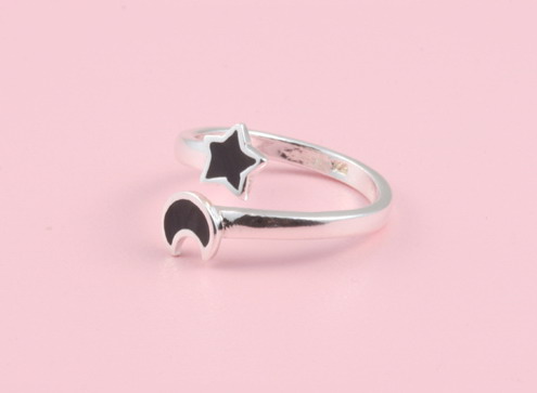 moon and star ring. New style cute fashion jewelry Moon and star ring