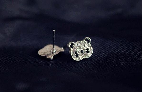 Серьги-гвоздики Панда 38грн Серьги-гвоздики Панда 38грн