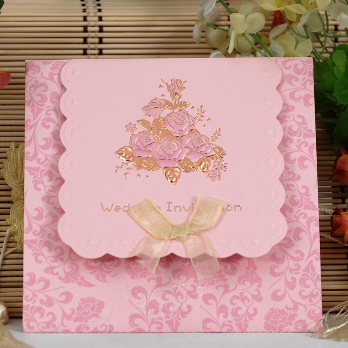 We can supply the wedding cards in many colors as the following pictures