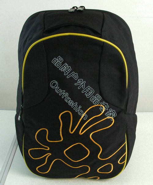 Crumpler Brown Noser