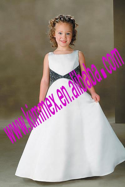 Junior Girl Clothing Websites on For Junior Attendants Who Desire A More Grown Up Look Or Little Girls