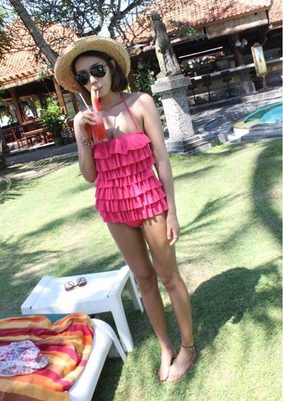 CRAZY SALE FREE SHIPPING swimming suit Tropical Stripe Print triangular cake SKIRT bathing suit Sexy women bikini swimsuit CRAZY SALE FREE SHIPPING swimming suit Tropical Stripe Print triangular cake SKIRT bathing suit Sexy women bikini swimsuit