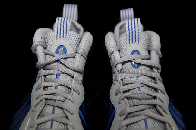Blue White (3)