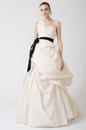 Wholesale free shipping famous designer wedding dress 2011 style wedding 