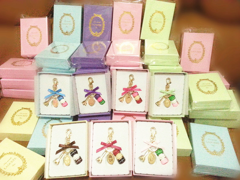 macaron keychain wholesale