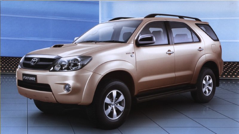 Toyota Fortuner 2005 Р±РµР»С‹Р№