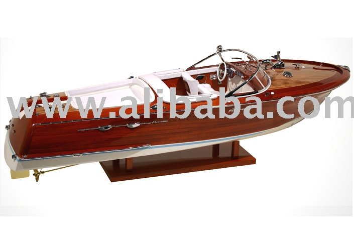  - Riva_Aquarama_Boat_Models