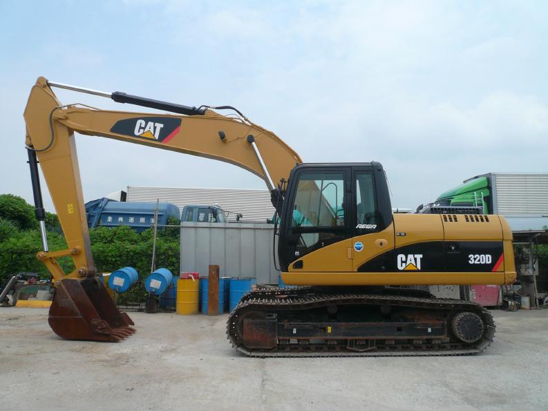 cat 320