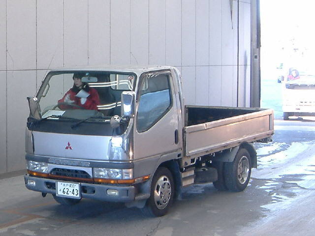 isuzu 2 ton truck