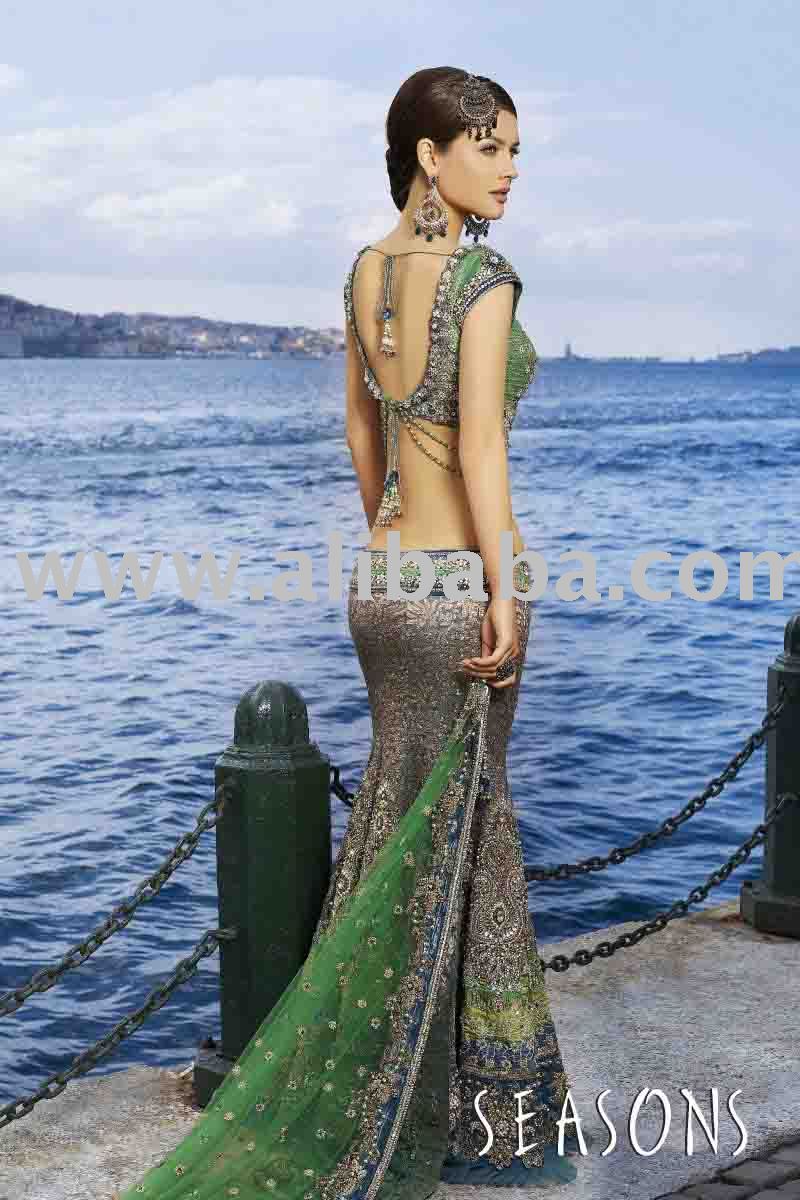 http://img.alibaba.com/photo/104655701/bollywood_sarees.jpg