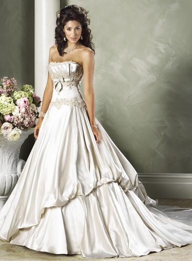 High Quality Nicole Wedding Dress