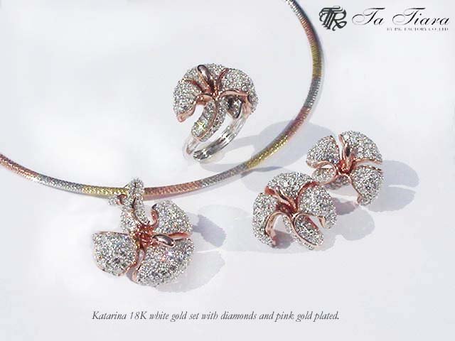 http://img.alibaba.com/photo/10849640/Diamond_Jewelry.jpg