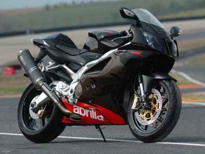 Aprilia RSV 1000 Motorcycle