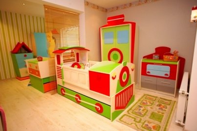 http://img.alibaba.com/photo/11467347/Railman_Baby_And_Kids_Furniture_Set.jpg