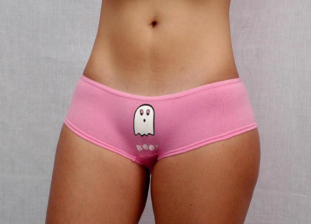 http://img.alibaba.com/photo/11548821/Female_Underwear_Boy_Shorts_.jpg