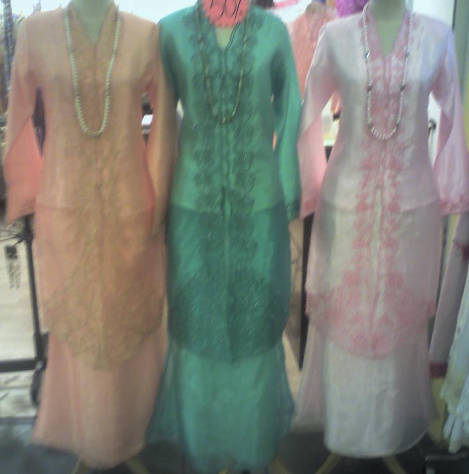 Malay_Kebaya_Dresses.jpg