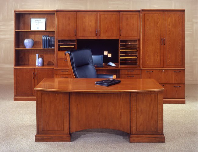 Oak Computer Desk With Hutch