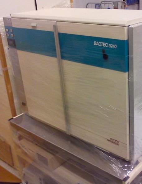 Bactec 9240