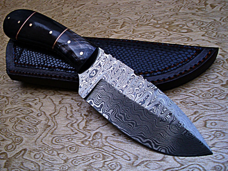 [Imagem: Custom_Made_Damascus_Steel_Hunting_Skinner_Knife.jpg]