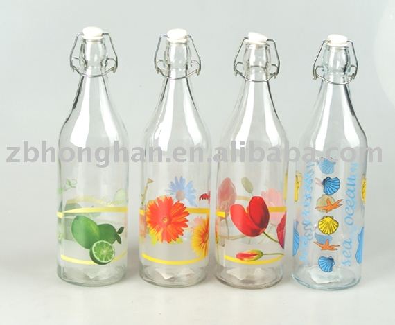 daisy floral arrangements glass waterbottle