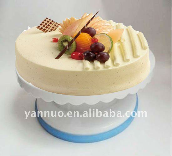 Pin Wilton Tilting Turntable Cake Decorating Solutions ...