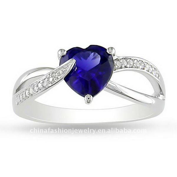 Fashion_Sparkling_Heart_Sapphire_Ring_Engagement_Ring_HSXR0577.jpg