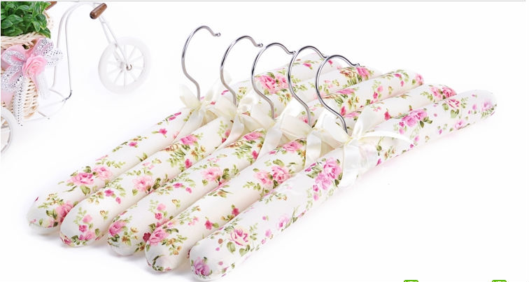 soft_cotton_hangers_for_soft_clothes.jpg