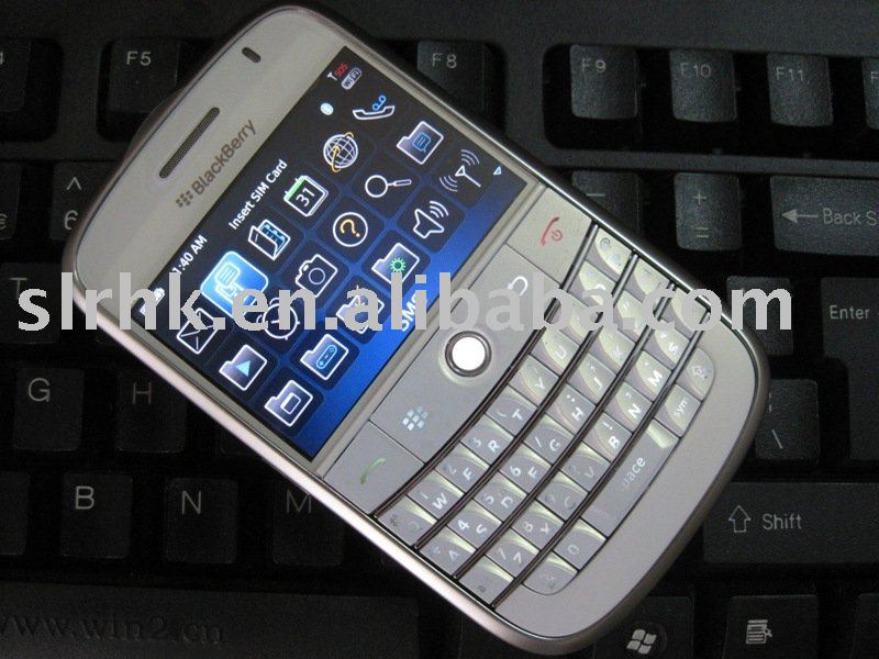 BlackBerry Bold 9780 White 3G Unlocked GSM Smart Phone with Full QWERTY