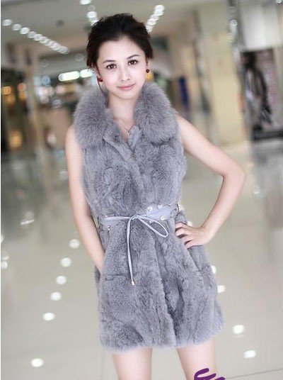 Fashion Vests 2010 on 2010 New 100  Rabbit Fur Vest   Gilet With Hat  Fashion Fur Women Vest