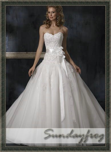  Organza White Appliqued Handmade Floral Wedding Dress Bridal GownM143