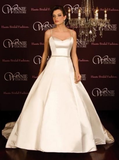 2010 Spaghetti straps Stain Aline White Wedding Dress