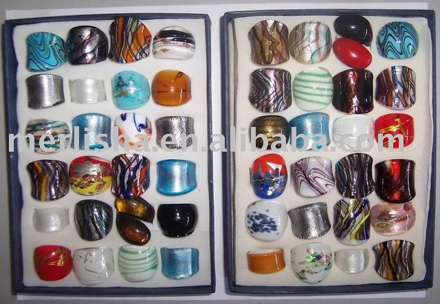 24pcs in a box, 20 boxes murano glass ring as a pack, total is 480pcs, 