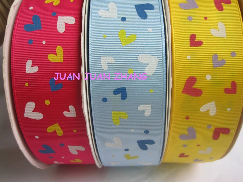 Wholesale 1 1/2inch different colour grosgrain ribbon printed with love heart pattern