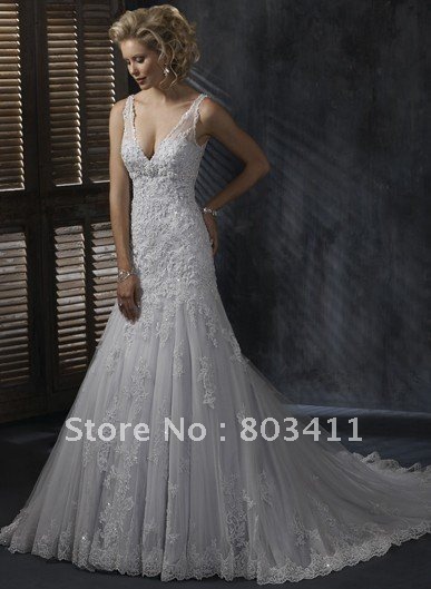 HS016 New Arrival Hot Sale ALine Vneckline Backless Tulle Wedding Dresses