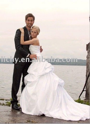 palm tree arch for wedding