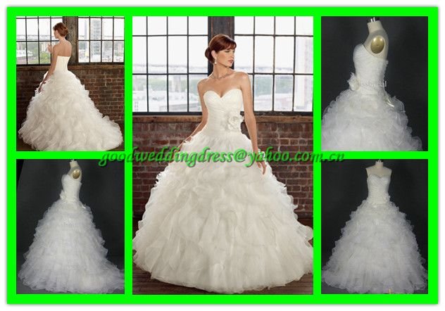  ball gown sweetheart organza designer lazaro bridal wedding dress