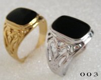 Men's Ring .Black Onyx  18k GP White (Yellow)Gold Ring. Free Shipping Can Mix(China (Mainland))