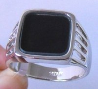 Free Shipping  Black Onyx  18k GP White Gold Ring . Can mix and match.(China (Mainland))