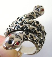 Snake Free Shipping  Exquisite Garnet & Topaz 18k GP White Gold Ring . Can mix and match.(China (Mainland))