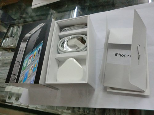 iphone 4 box. iphone 4 box and accessories.