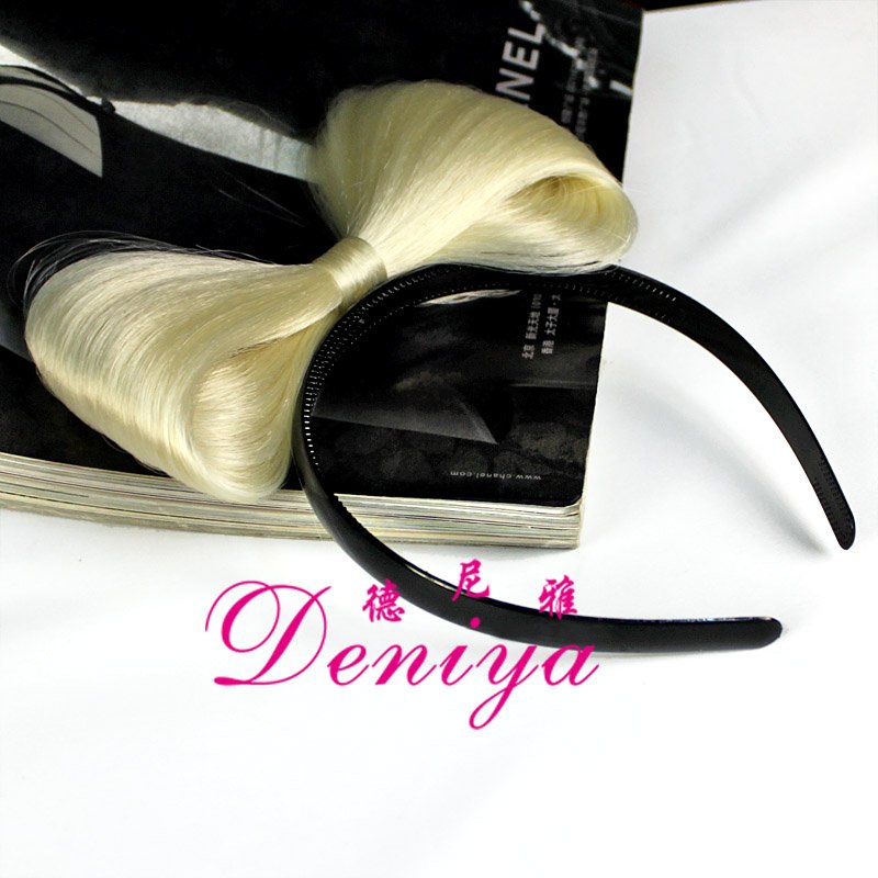 lady gaga hair coverlandia. images Lady Gaga hair bow and