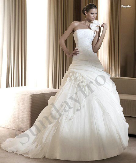  Ball Gown Ruched Handmade Flowers Wedding Dresses Bridal Gowns LS273