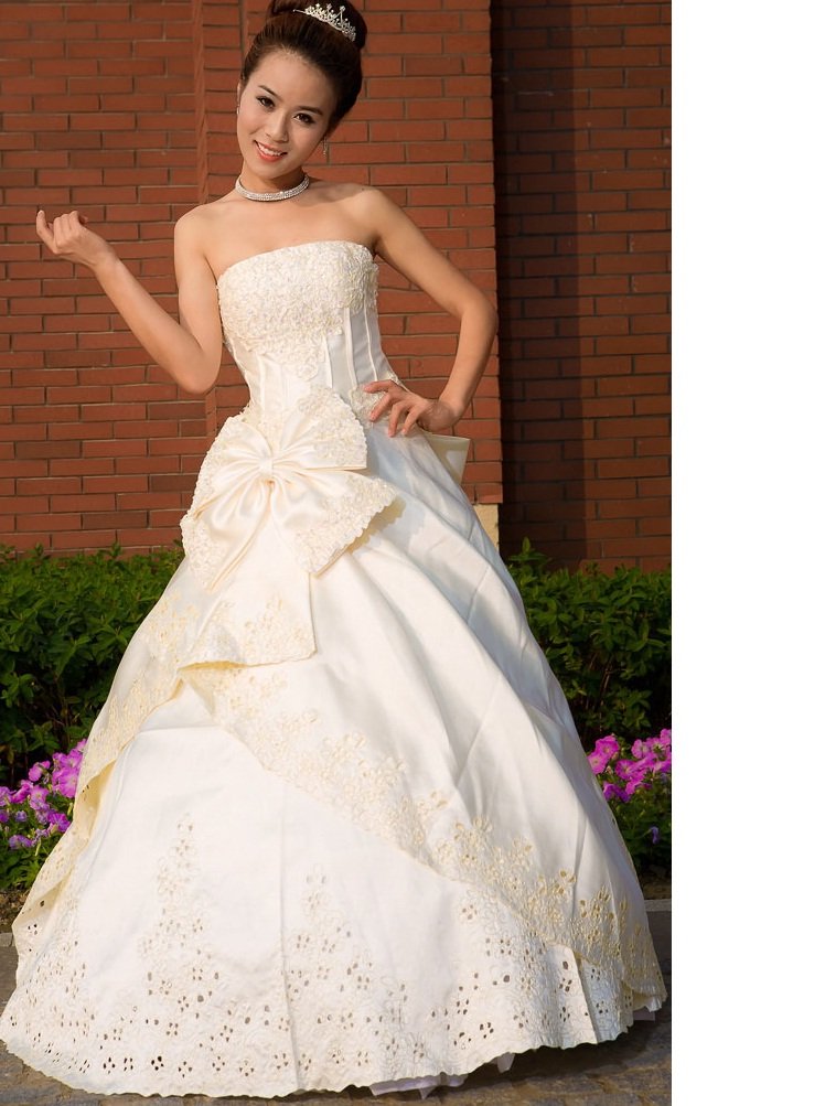 free shipping strapless floorlength with hand beaded butterfly satin wedding