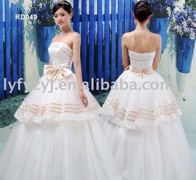  fashion wedding gown2011 bridal dress free shipping to some countries