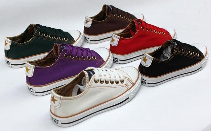 canvas shoes for boys. oys lovers canvas shoes