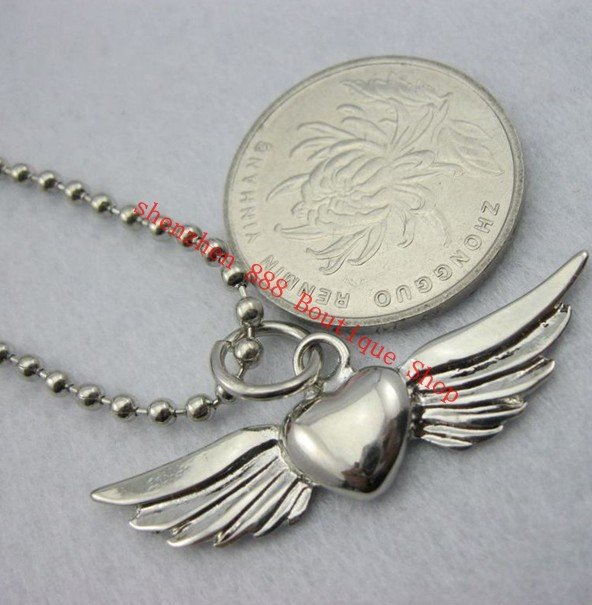Free shipping 2011 New ArrivalsAngel Wings love heart Necklace 12pcs lot